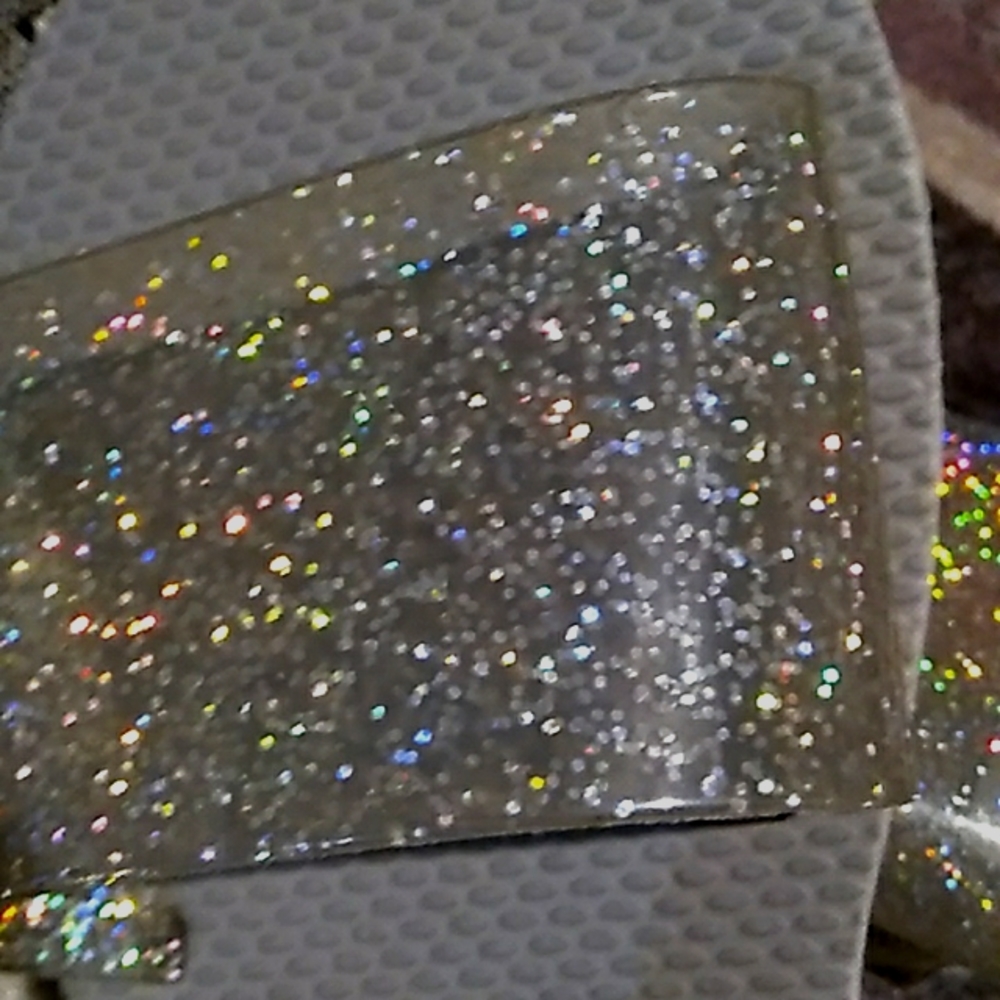 Sparkle Slides Beach / Pool - Picture 6 of 8